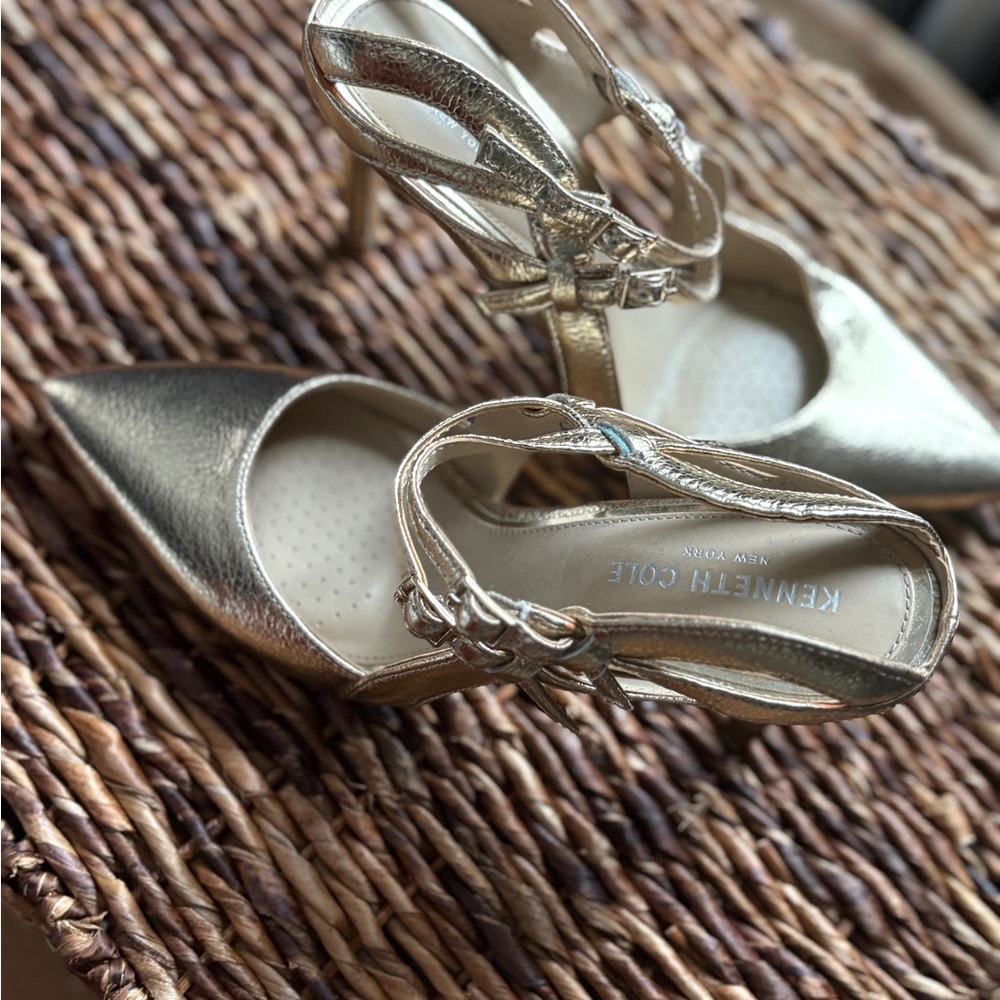 Kenneth Cole Metallic Gold Heels